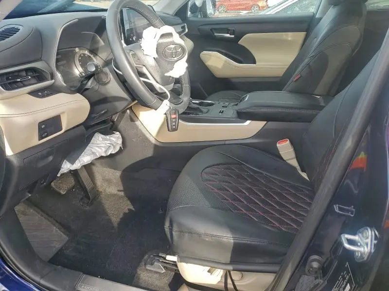 2023 TOYOTA HIGHLANDER   