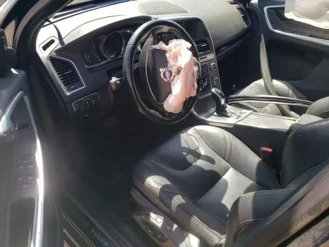 2016 VOLVO XC60 T6 PLATINUM  