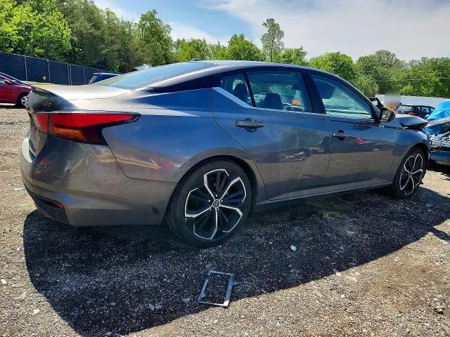 2024 NISSAN ALTIMA SR  