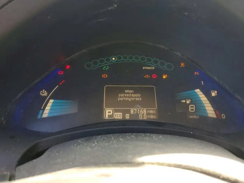 2016 NISSAN LEAF S  