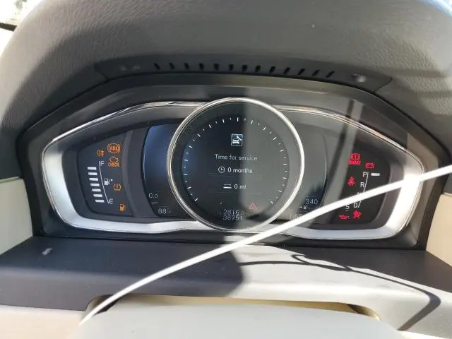 2016 VOLVO XC70 T5 PREMIER  