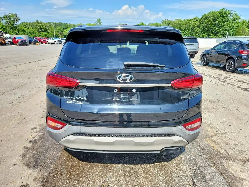 2020 HYUNDAI SANTA FE SE  