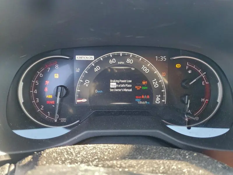 2024 TOYOTA RAV4 XLE  