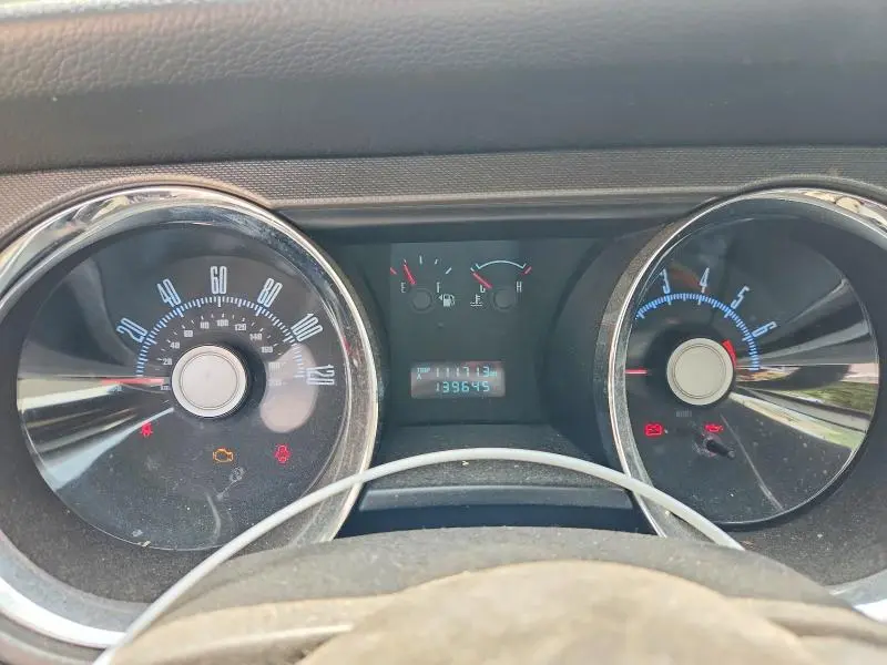 2010 FORD MUSTANG   