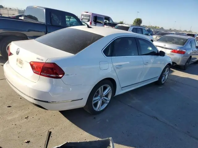 2015 VOLKSWAGEN PASSAT SE  