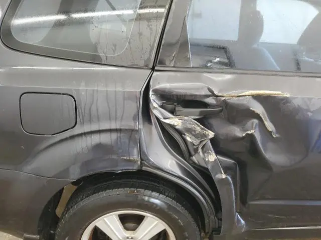 2010 SUBARU FORESTER XS  