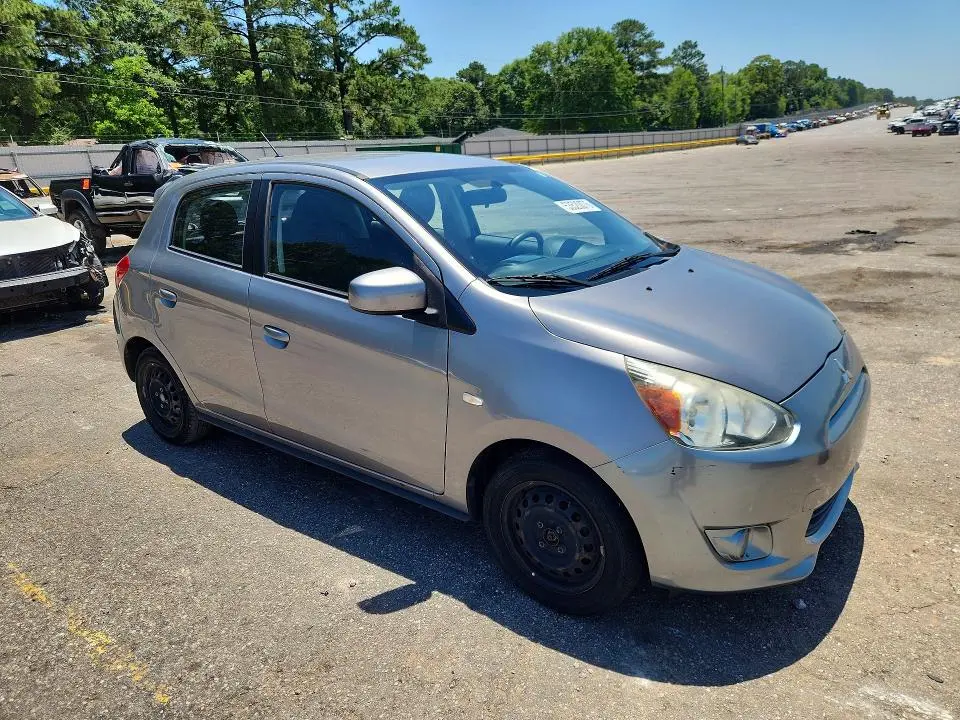 2015 MITSUBISHI MIRAGE DE  