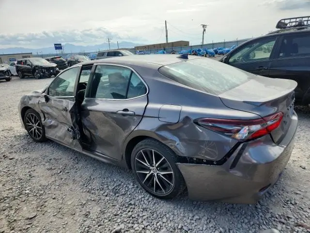 2021 TOYOTA CAMRY SE  