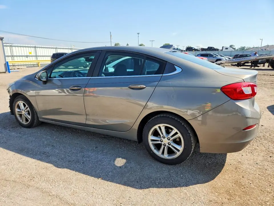 2017 CHEVROLET CRUZE LT  