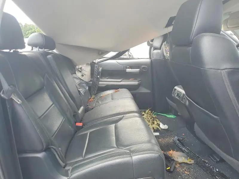 2014 TOYOTA TUNDRA CREWMAX LIMITED  