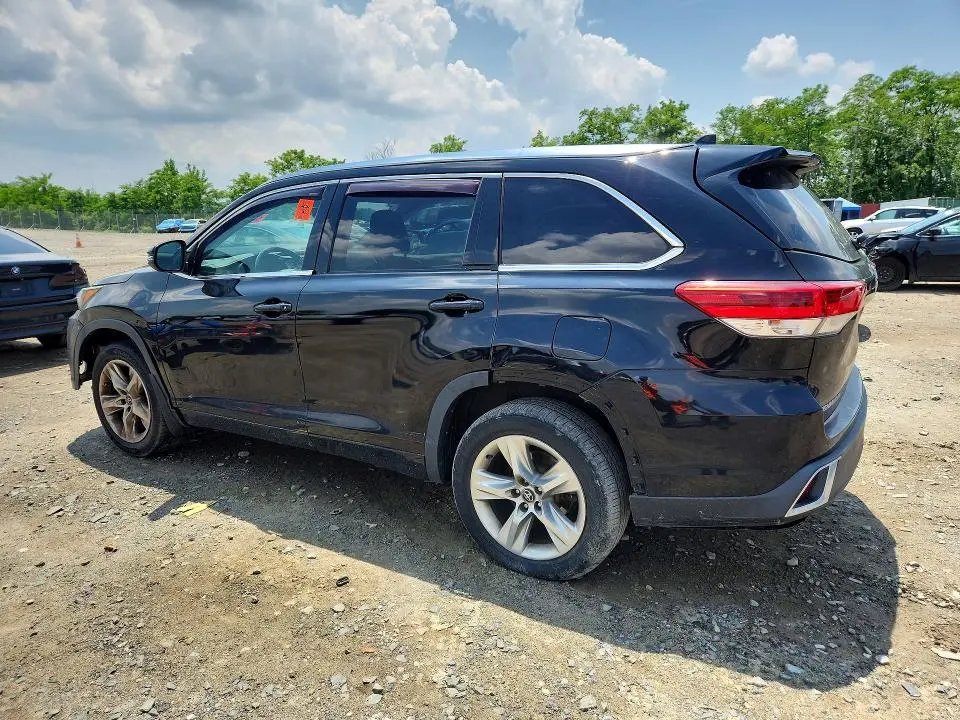 2017 TOYOTA HIGHLANDER LIMITED  