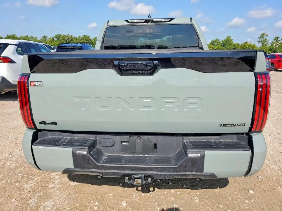 2026 TOYOTA TUNDRA PLATINUM HV  