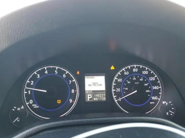 2011 INFINITI G37   