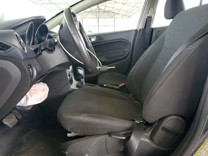 2016 FORD FIESTA SE  