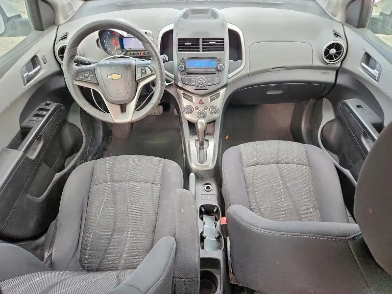 2015 CHEVROLET SONIC LT  