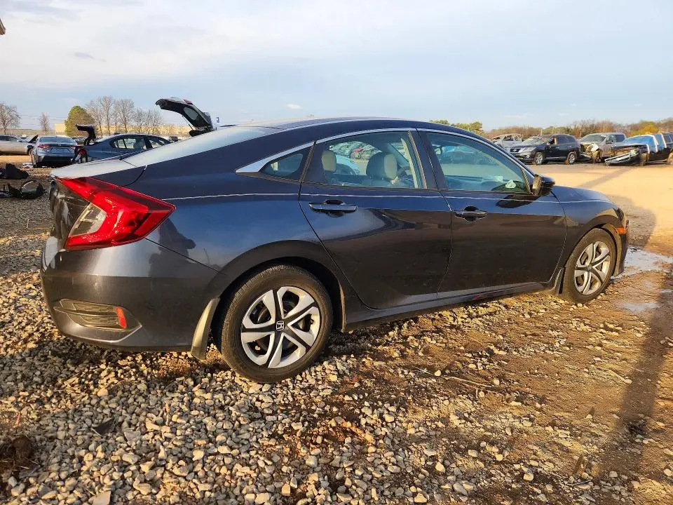 2018 HONDA CIVIC LX  