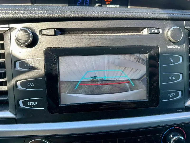 2018 TOYOTA HIGHLANDER LE  