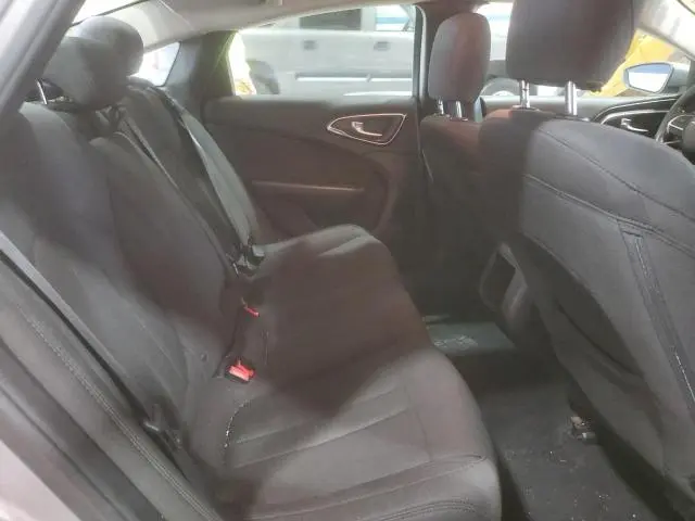 2017 CHRYSLER 200 LX  