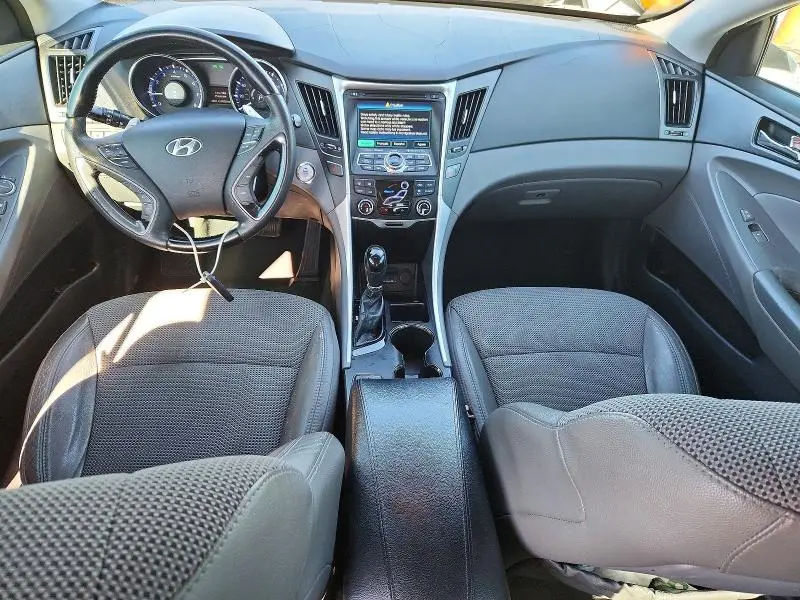 2013 HYUNDAI SONATA SE 2.0T  