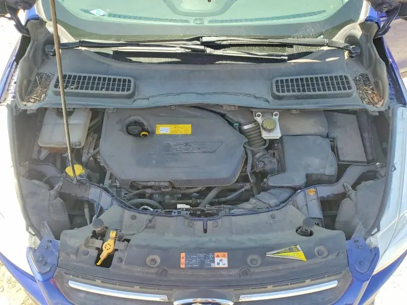 2016 FORD ESCAPE SE  