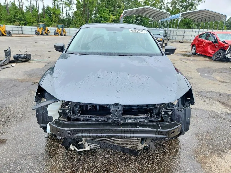 2016 VOLKSWAGEN JETTA SE  