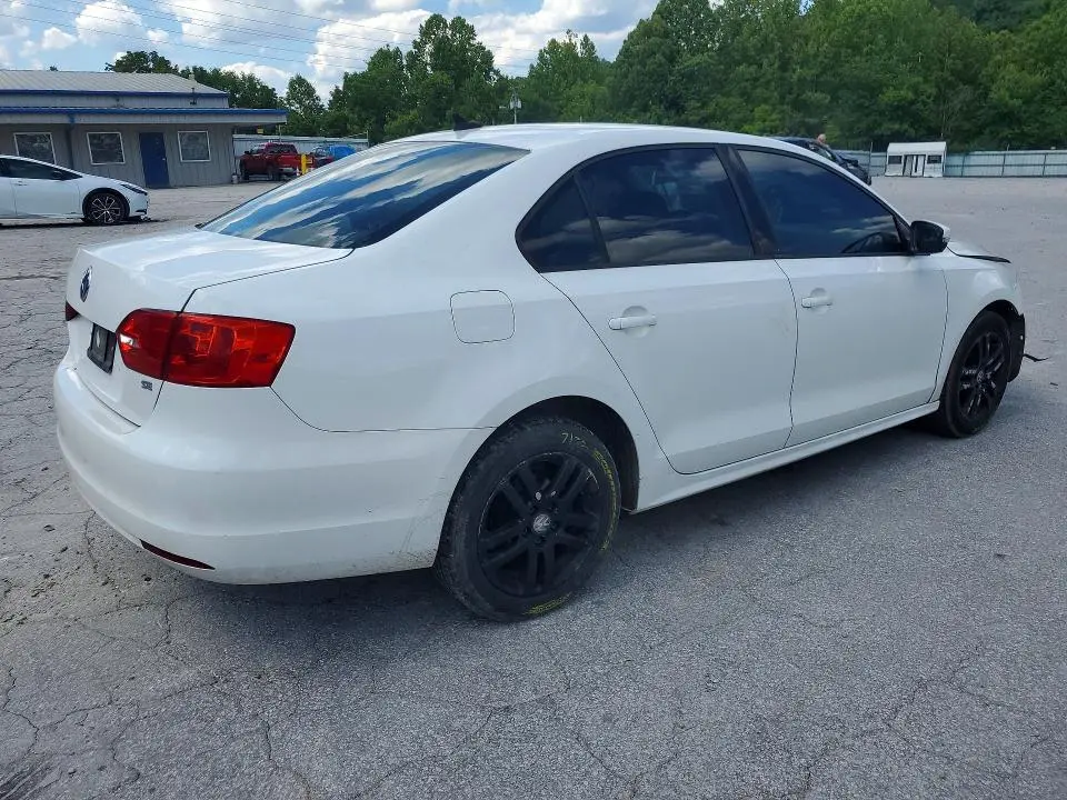 2014 VOLKSWAGEN JETTA SE  
