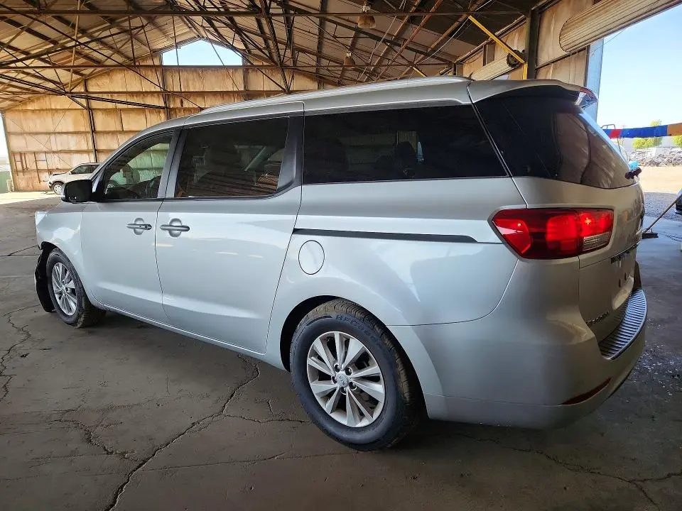 2017 KIA SEDONA LX  