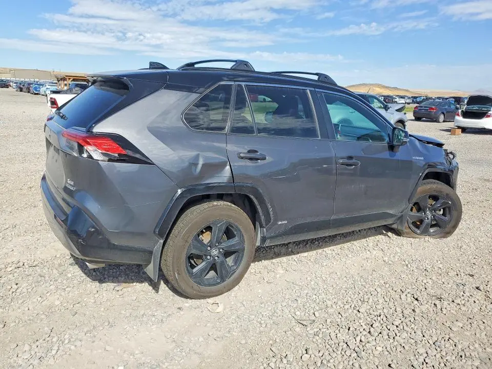 2020 TOYOTA RAV4 XSE  