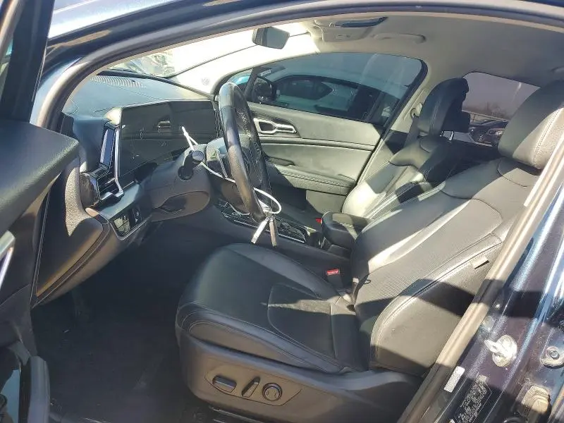 2023 KIA SPORTAGE EX  