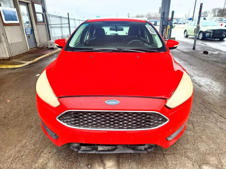 2015 FORD FOCUS SE  