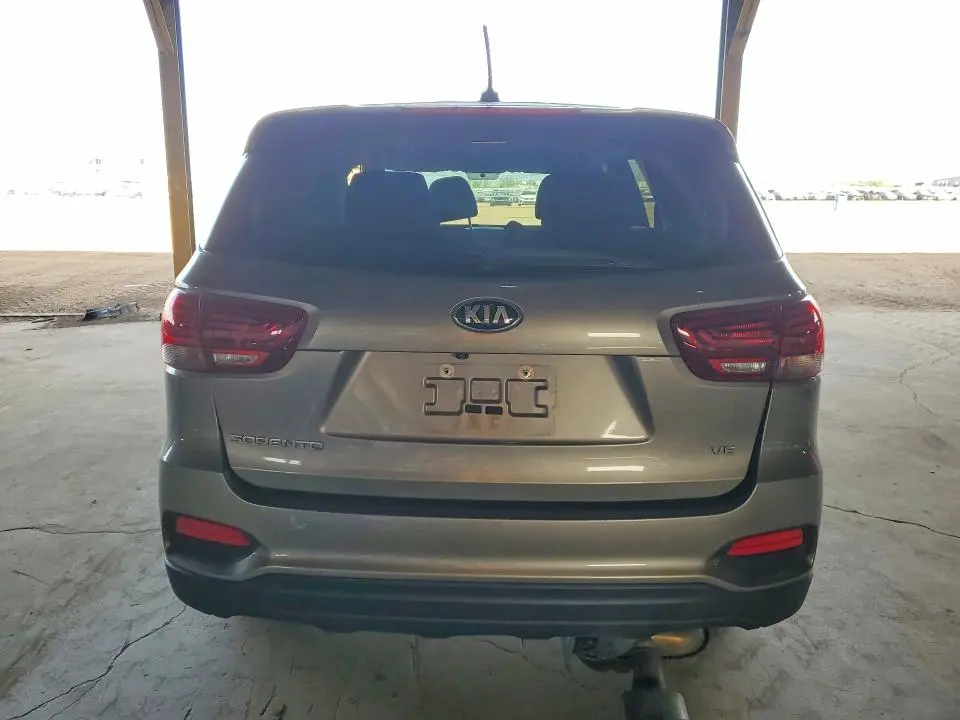 2019 KIA SORENTO LX V6  