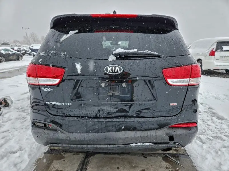 2016 KIA SORENTO LX  