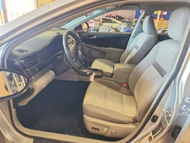 2014 TOYOTA CAMRY LE  