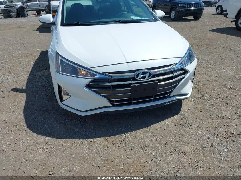 2020 HYUNDAI ELANTRA SE
