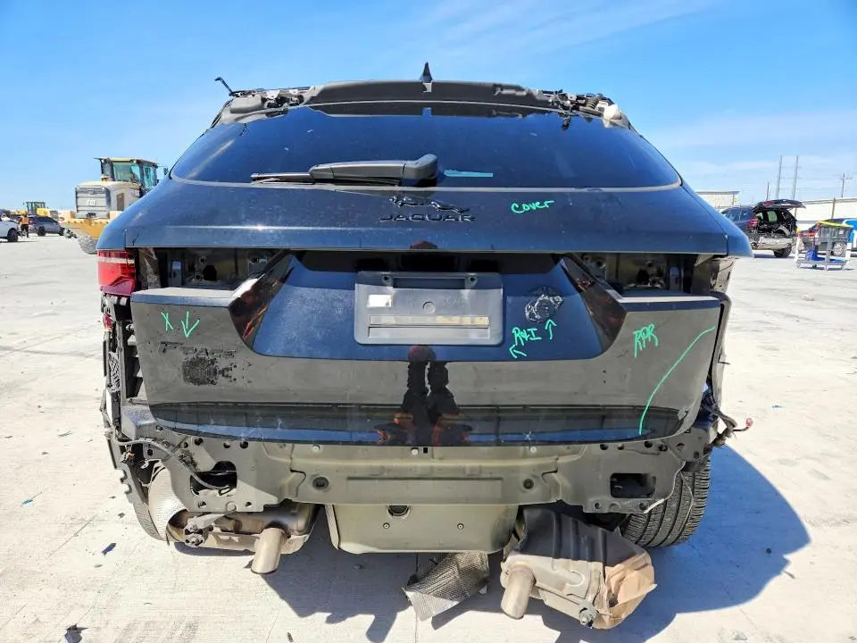 2022 JAGUAR F-PACE S  