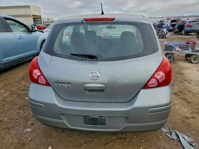 2011 NISSAN VERSA S  