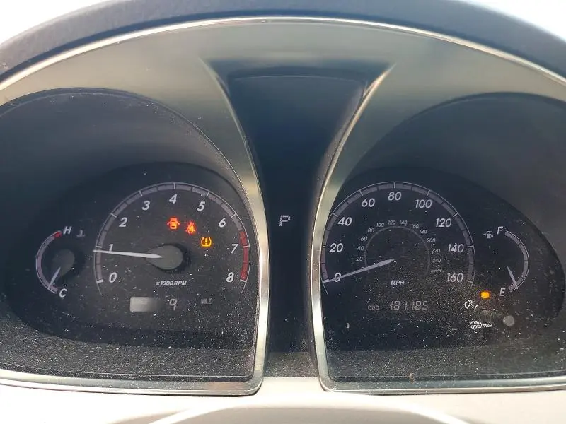 2011 TOYOTA AVALON LIMITED  