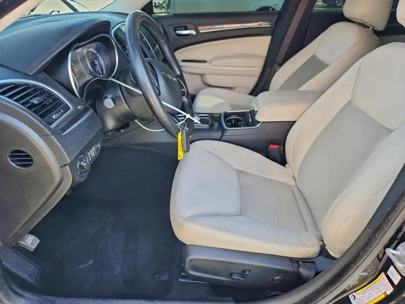 2022 CHRYSLER 300 TOURING  