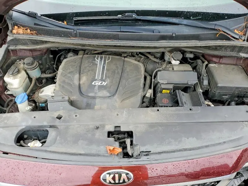 2017 KIA SEDONA LX  