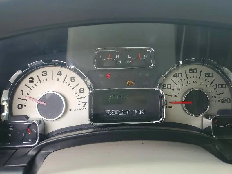 2011 FORD EXPEDITION XLT  