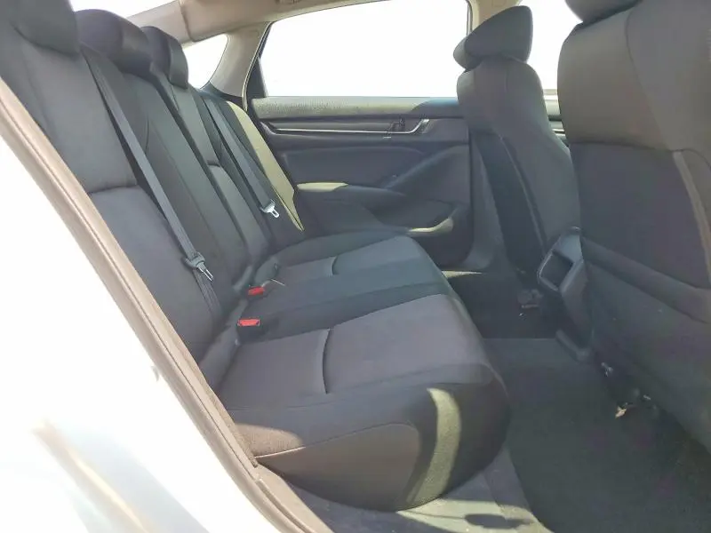 2019 HONDA ACCORD LX  