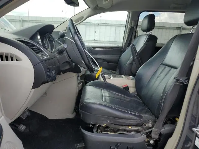 2013 CHRYSLER TOWN & COUNTRY TOURING  