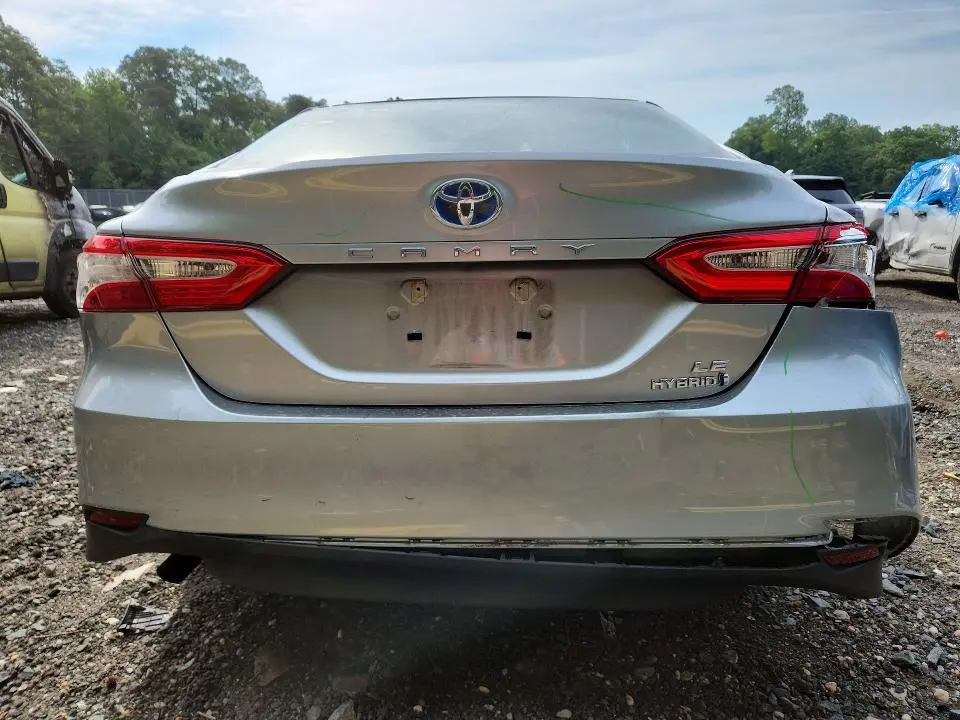 2018 TOYOTA CAMRY LE  