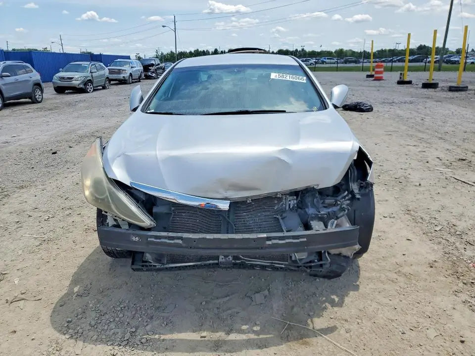 2013 HYUNDAI SONATA GLS  
