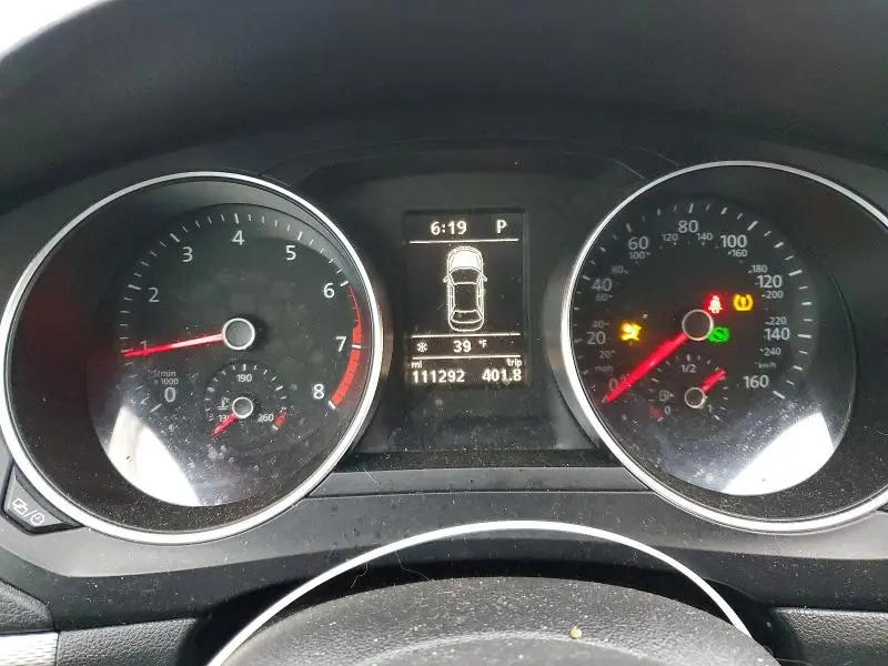 2017 VOLKSWAGEN JETTA SE  