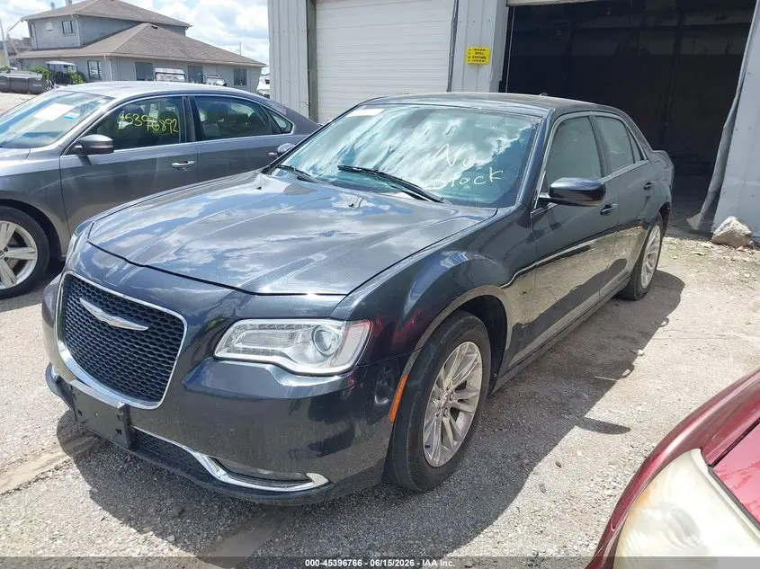 2017 CHRYSLER 300 LIMITED