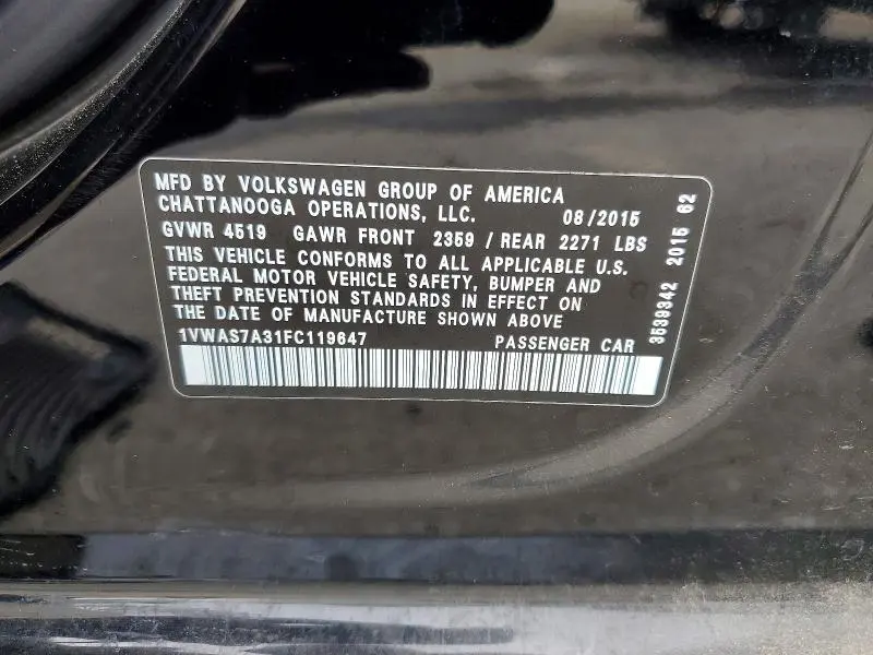 2015 VOLKSWAGEN PASSAT S  