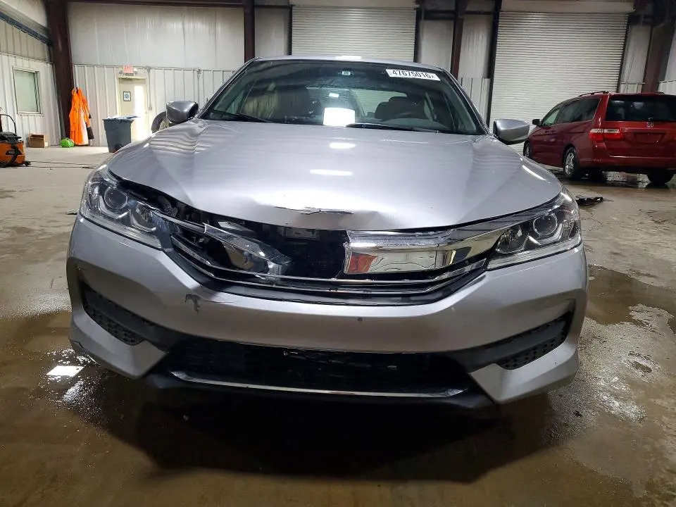2017 HONDA ACCORD LX  