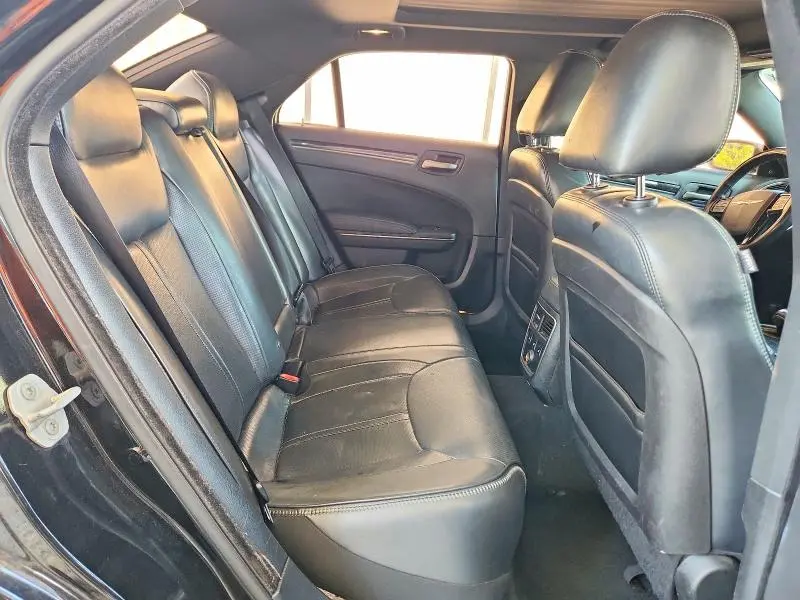 2013 CHRYSLER 300C VARVATOS  