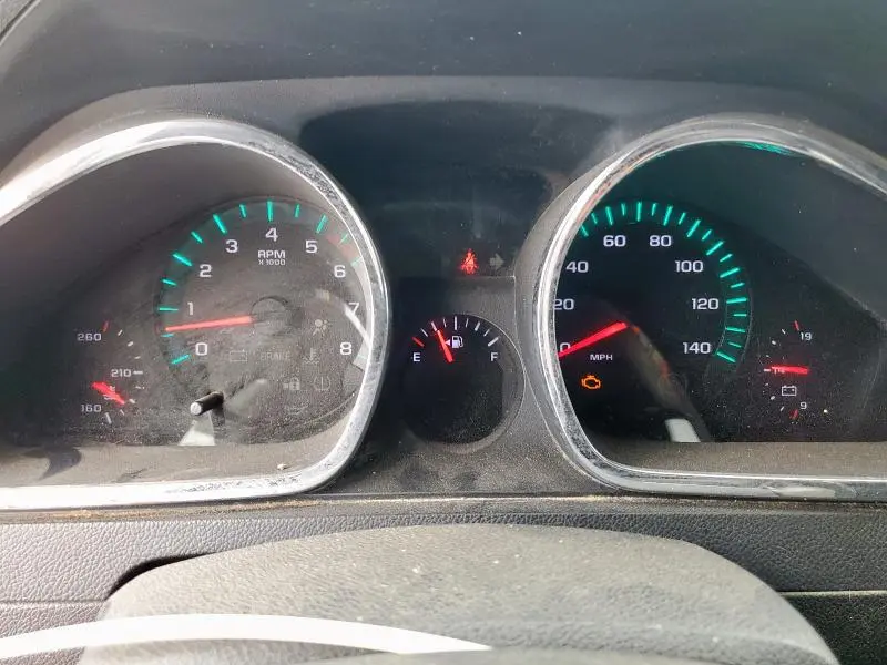 2011 CHEVROLET TRAVERSE LT  